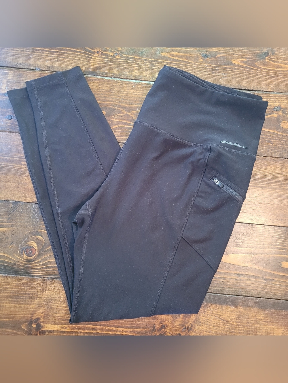 Black High-Waist Eddie Bauer Performance Leggings with Side Pockets